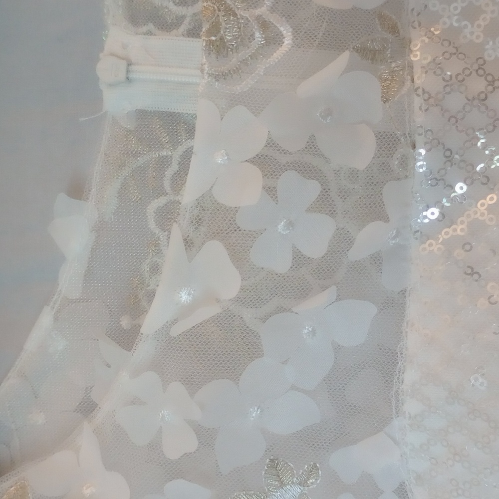 NWT Beautiful Dress White with Lace,Sequence, lil flowers bell sleeve